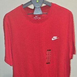 *NEW* Nike Men's Sportswear Club T Shirt SZ XL